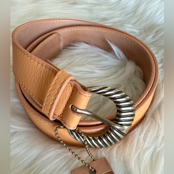 🇨🇦 Brave Leather Collection - Lisette - Picture 6 of 15